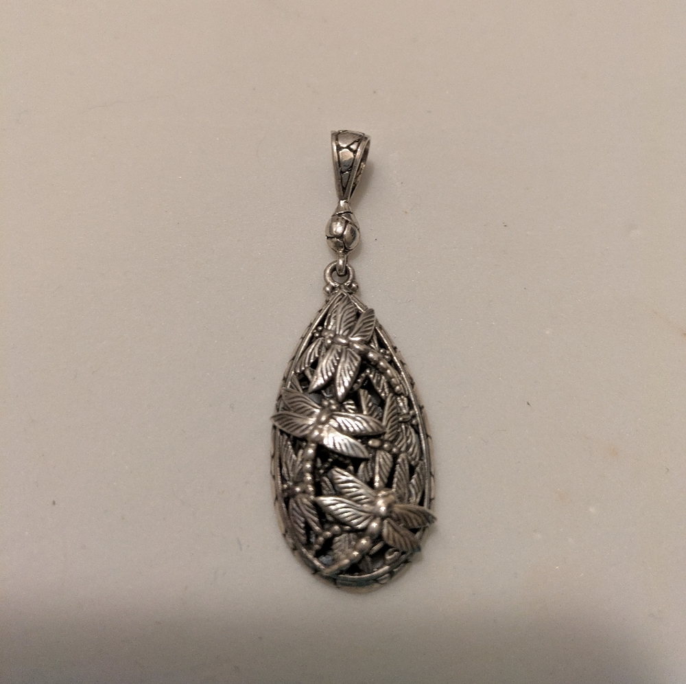 Gorgeous Sterling Silver DETAILED Dragonfly Pendant